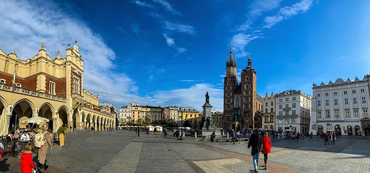 Best Pierogi in Krakow: Top Spots for Authentic Dumplings