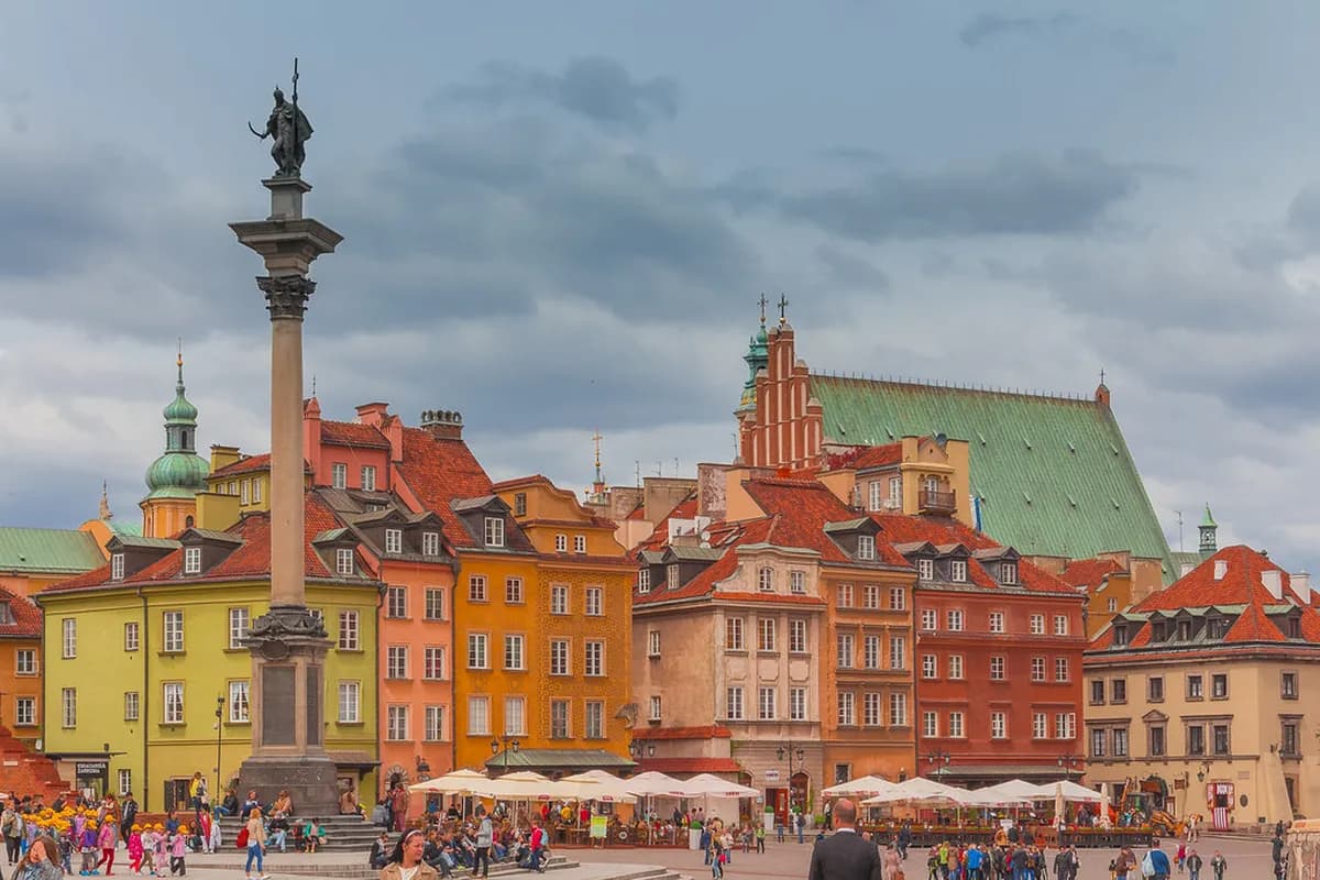 Castle Square Warsaw Visitor Guide: History & Tips