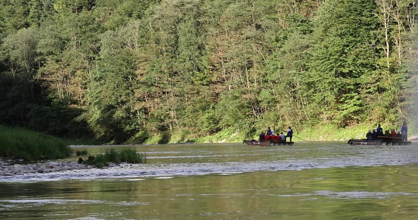 Dunajec River Rafting Travel Guide