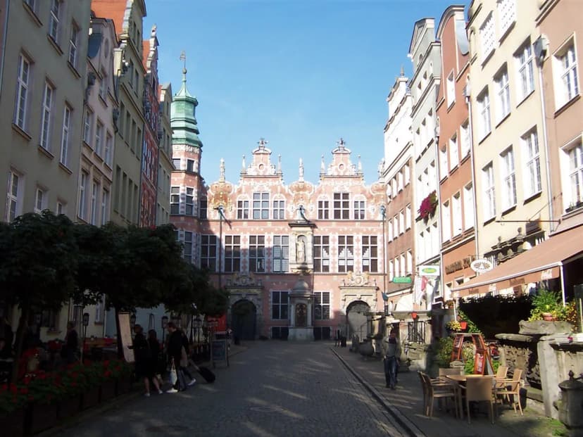 Gdańsk Old Town Visitor Guide: Your Essential Travel Plan