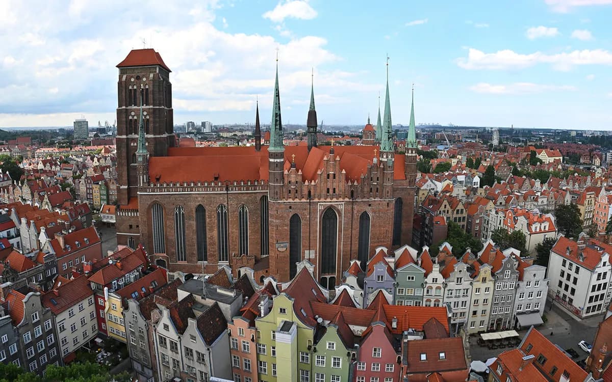 10 Essential Gdansk Travel Tips: A Complete Guide to Poland’s Baltic Gem