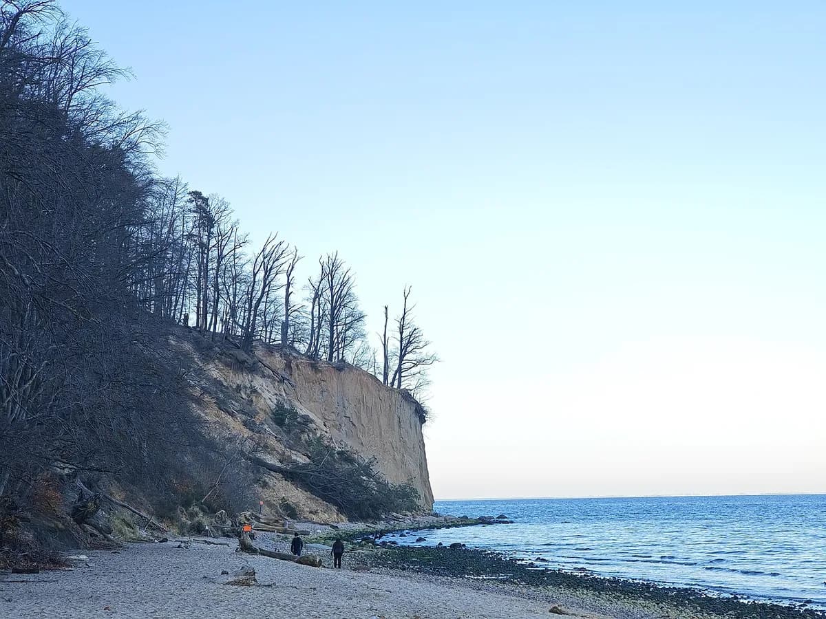 Gdynia Orłowo Guide: Cliff, Pier & Beach (2026)