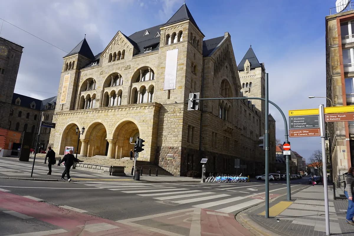 Imperial Castle Poznań Visitor Guide Travel Guide