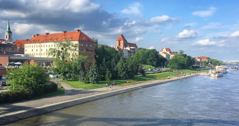 Leaning Tower of Toruń (Krzywa Wieża): Visitor Guide 2026