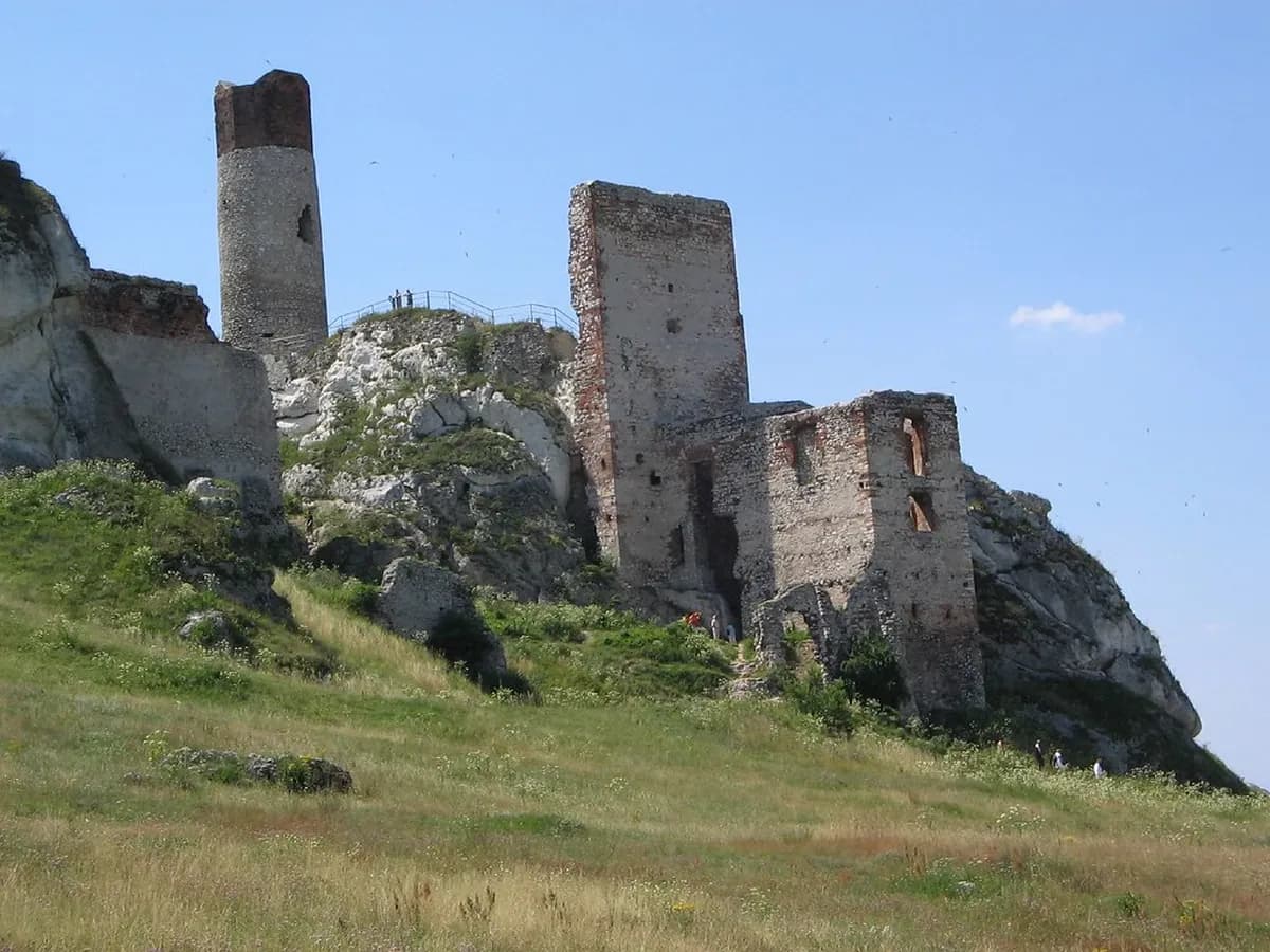 Olsztyn Castle Ruins Visitor Guide: Best Tips for 2026