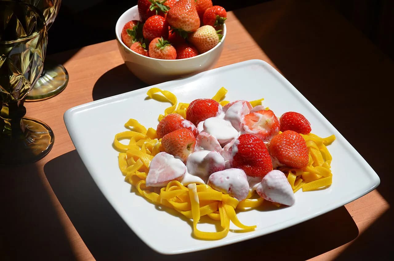 Polish Desserts Guide: The Best Sweets and Pastries to Try in 2026