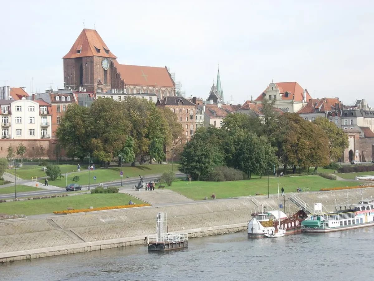 Toruń Cathedral Visitor Guide: Hours, Tickets & History