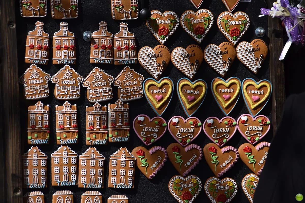 The Ultimate Guide to Torun Gingerbread: History & Museums