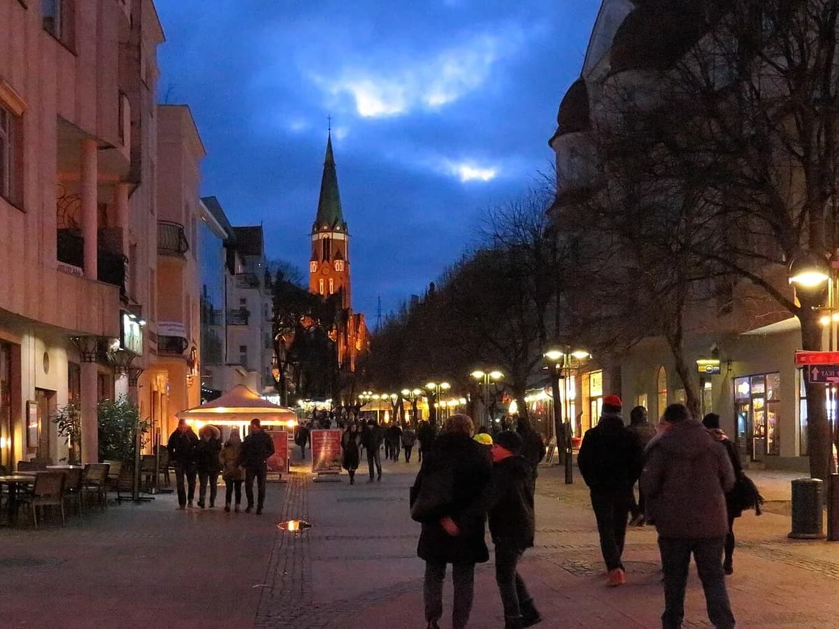Where to Eat in Sopot: Best Restaurants & Cheap Eats (2026)