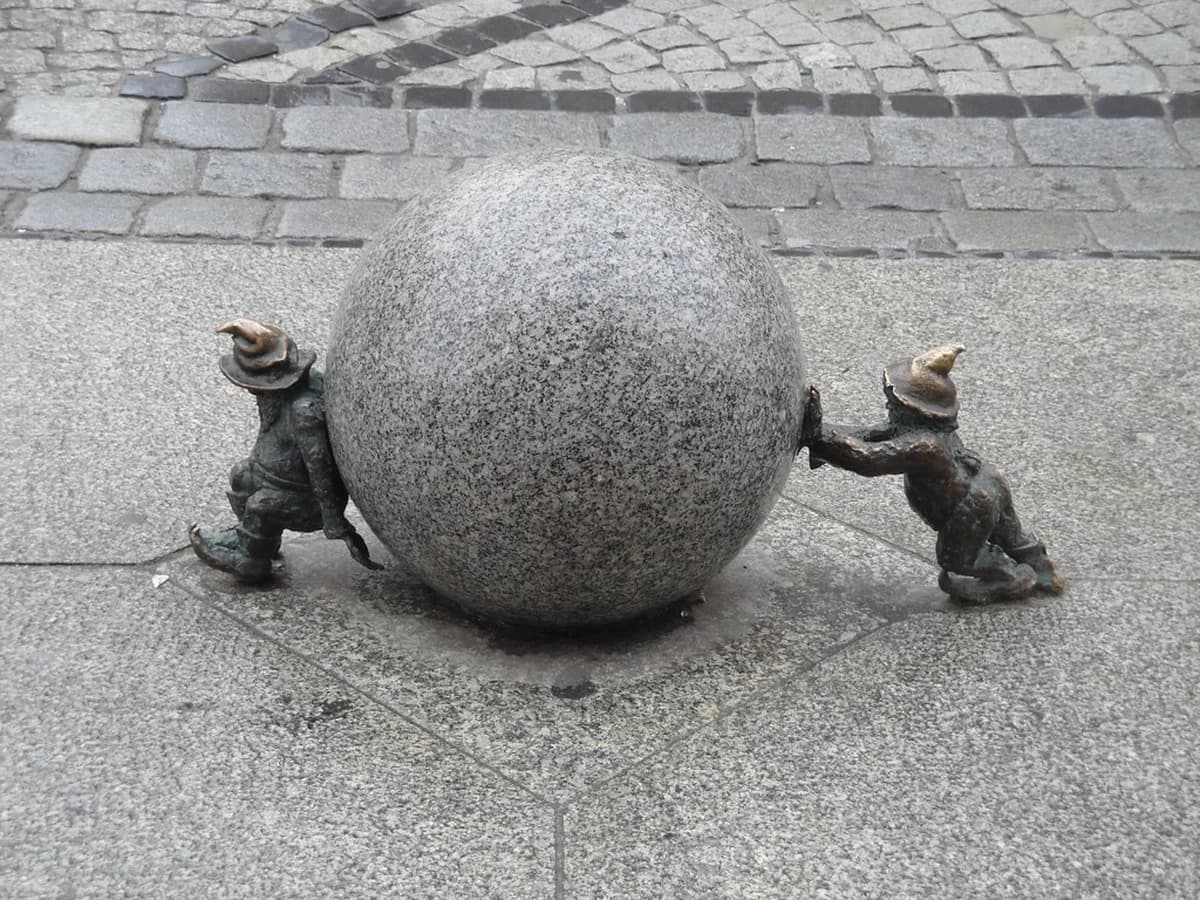 Wrocław Dwarfs: The Complete Gnome-Hunting Guide (2026)