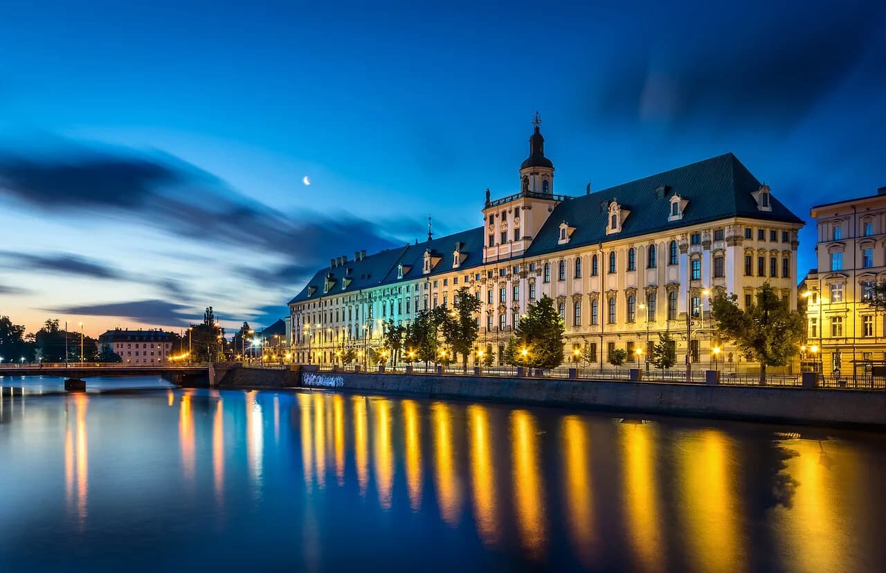 Wrocław with Kids: A Practical Family Travel Guide (2026)