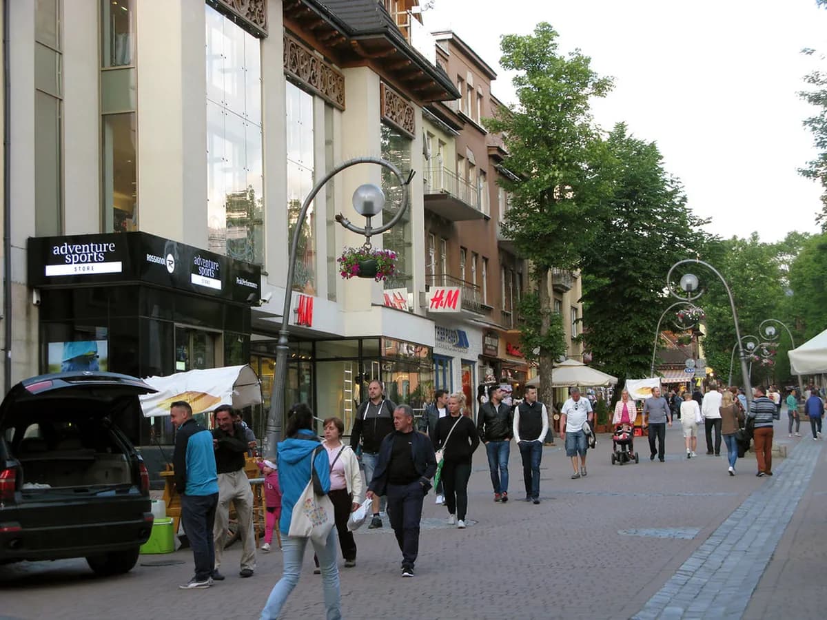 Zakopane Town Centre and Krupowki Guide: 10 Essential Highlights