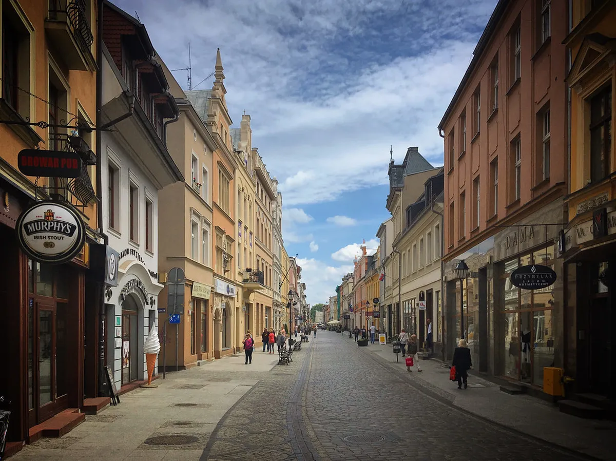 Colorful townhouses in Bydgoszcz Old Town, the easiest day trip from Torun