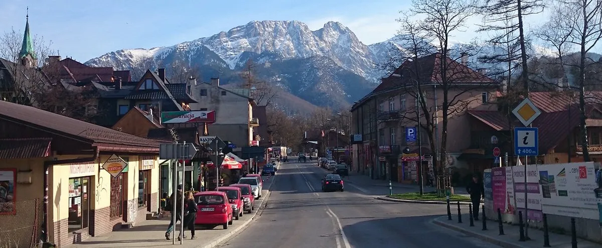 Discover Zakopane's Historic Chapels and Cemeteries in zakopane