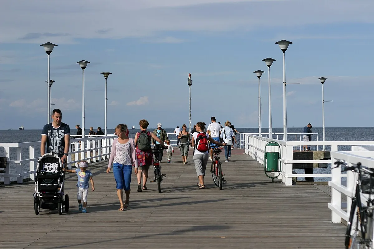 Gdynia Orlowo cliff and pier 1