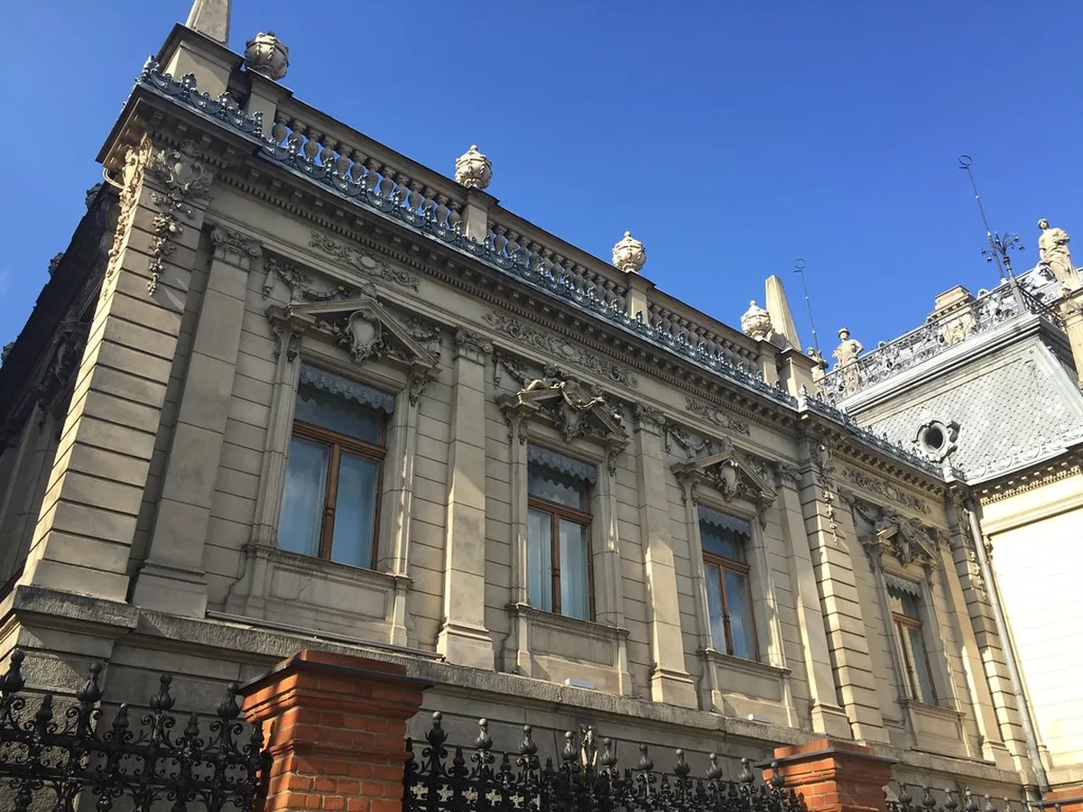 Izrael Poznański Palace