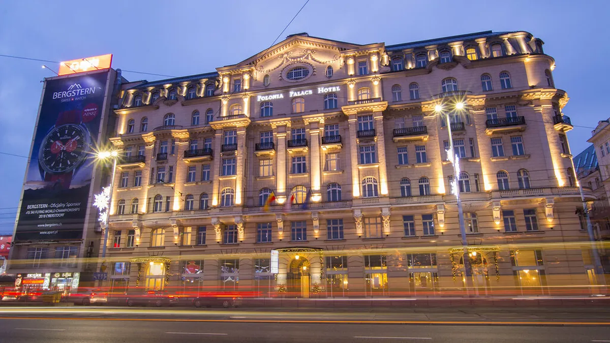 Evening Eats & Entertainment: Modern Warsaw in warsaw