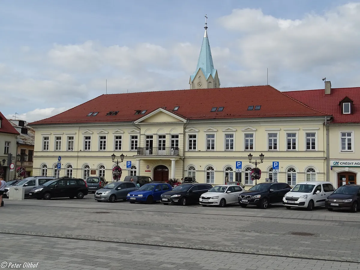 Best Młynówka Canal Photo Spots and Green Bridge Access in Opole