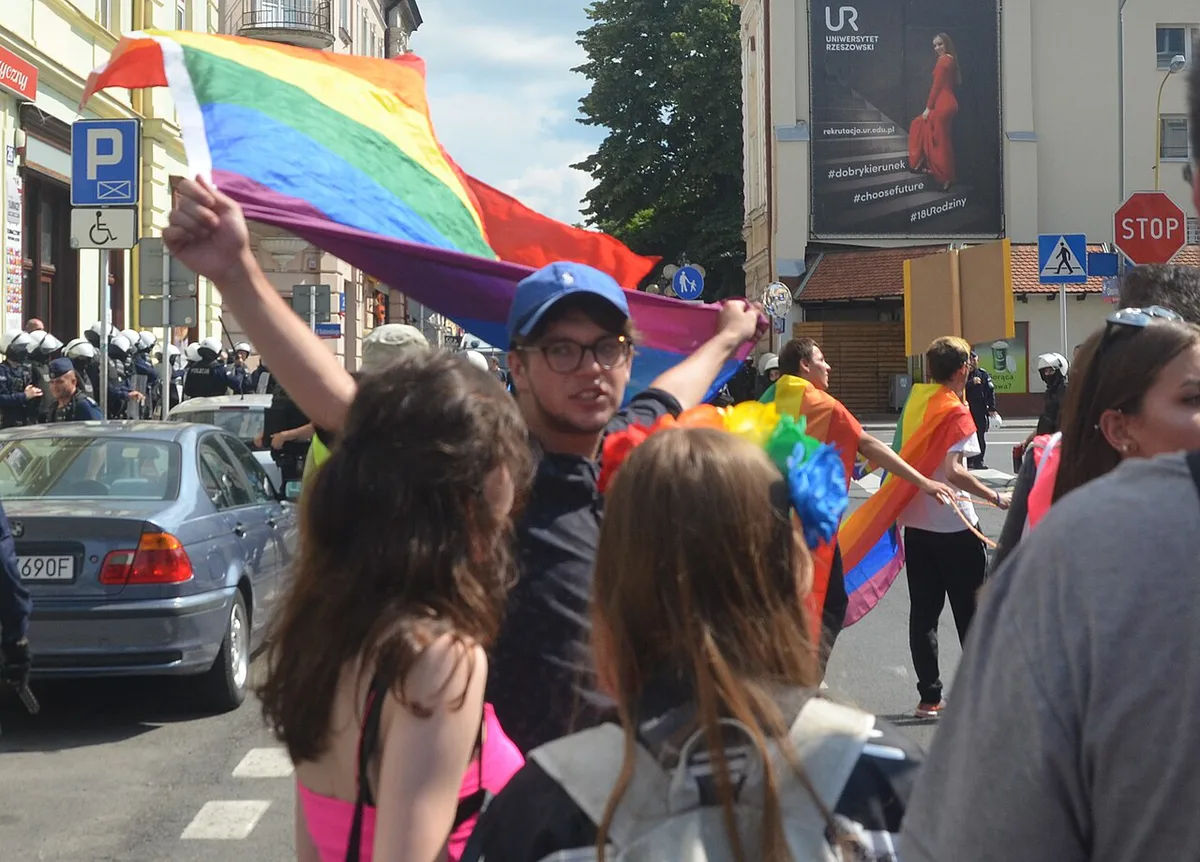 02019 1275 (2) Rzeszów Pride — 1