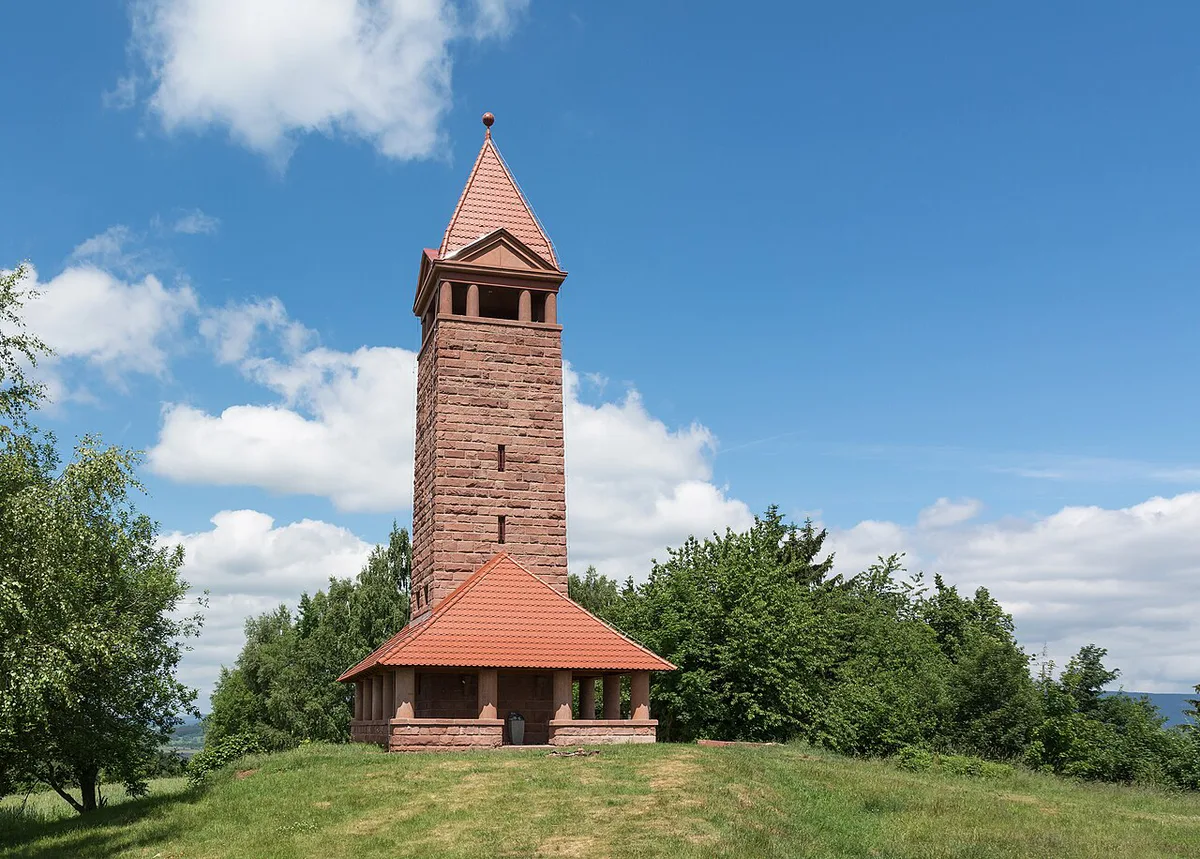 2015 Wieża widokowa na Górze Świętej Anny 02 — 1